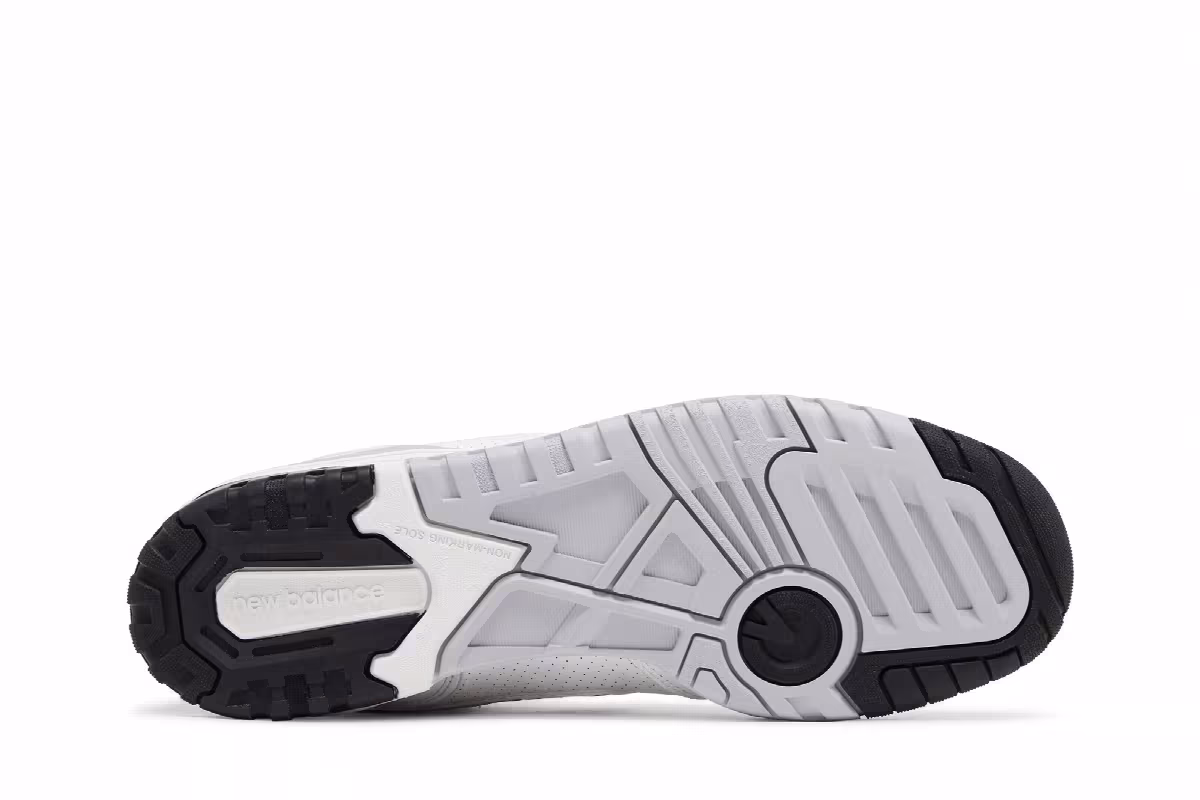 New Balance 650R White Black, view 5