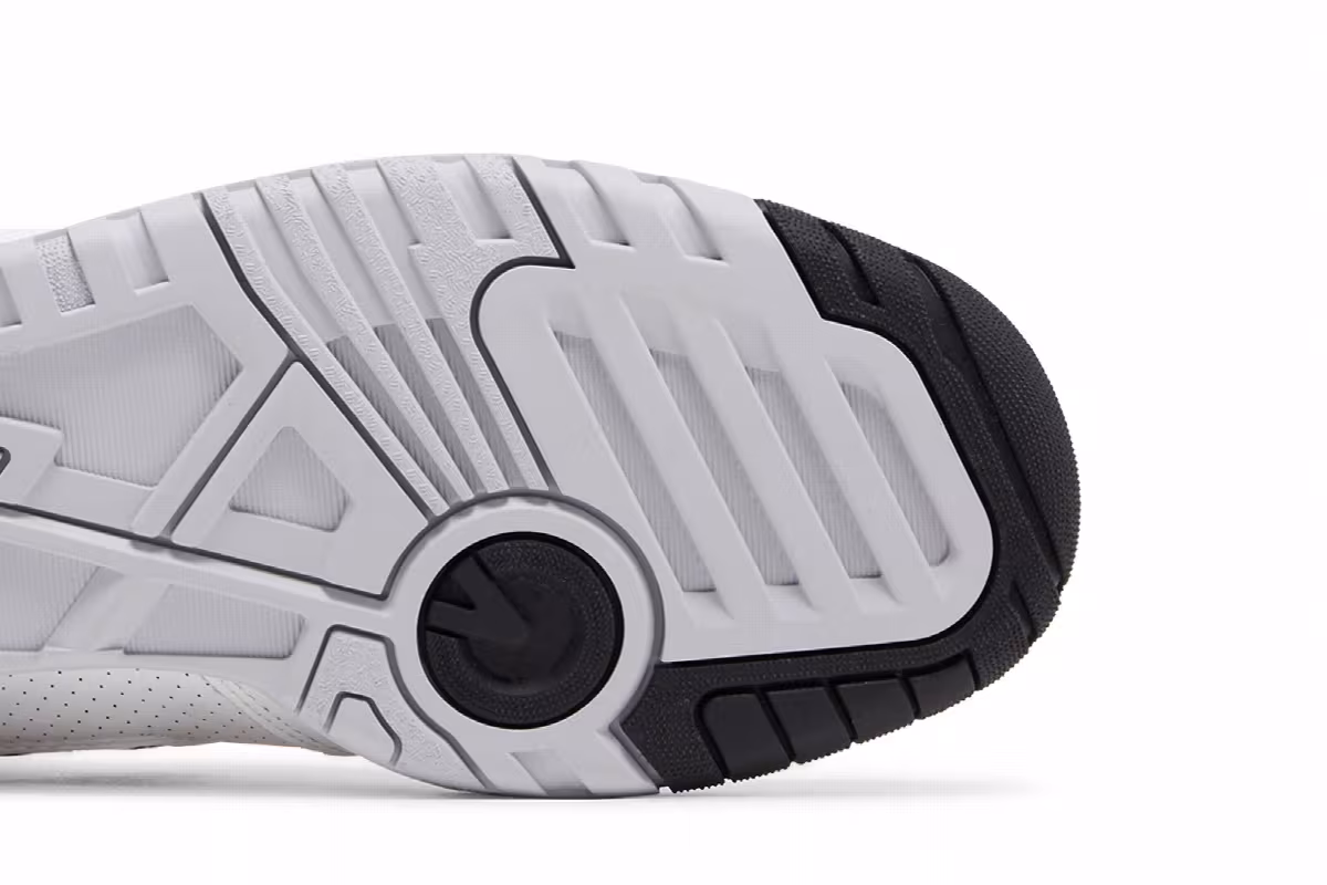 New Balance 650R White Black, view 6