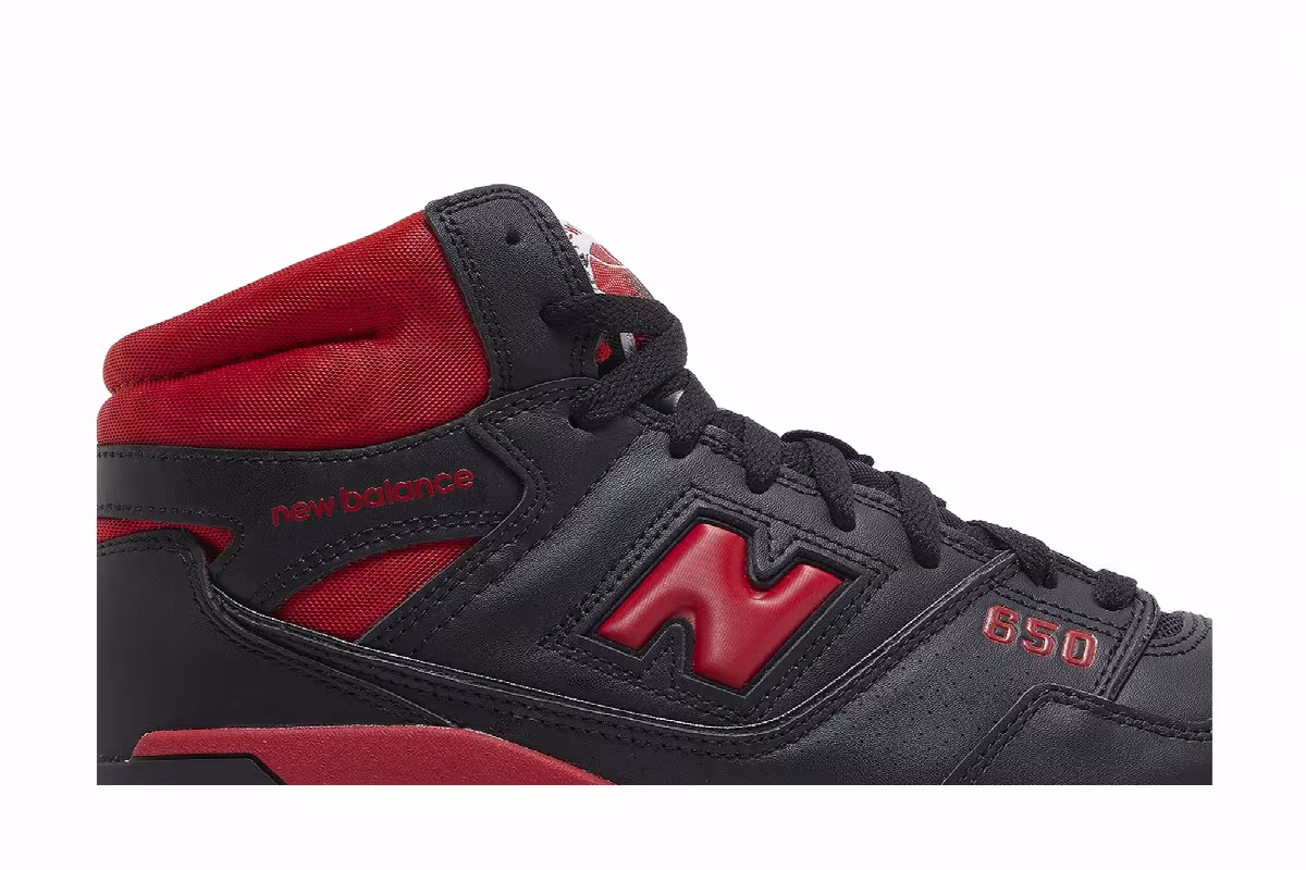 New Balance 650R Black Red, view 3