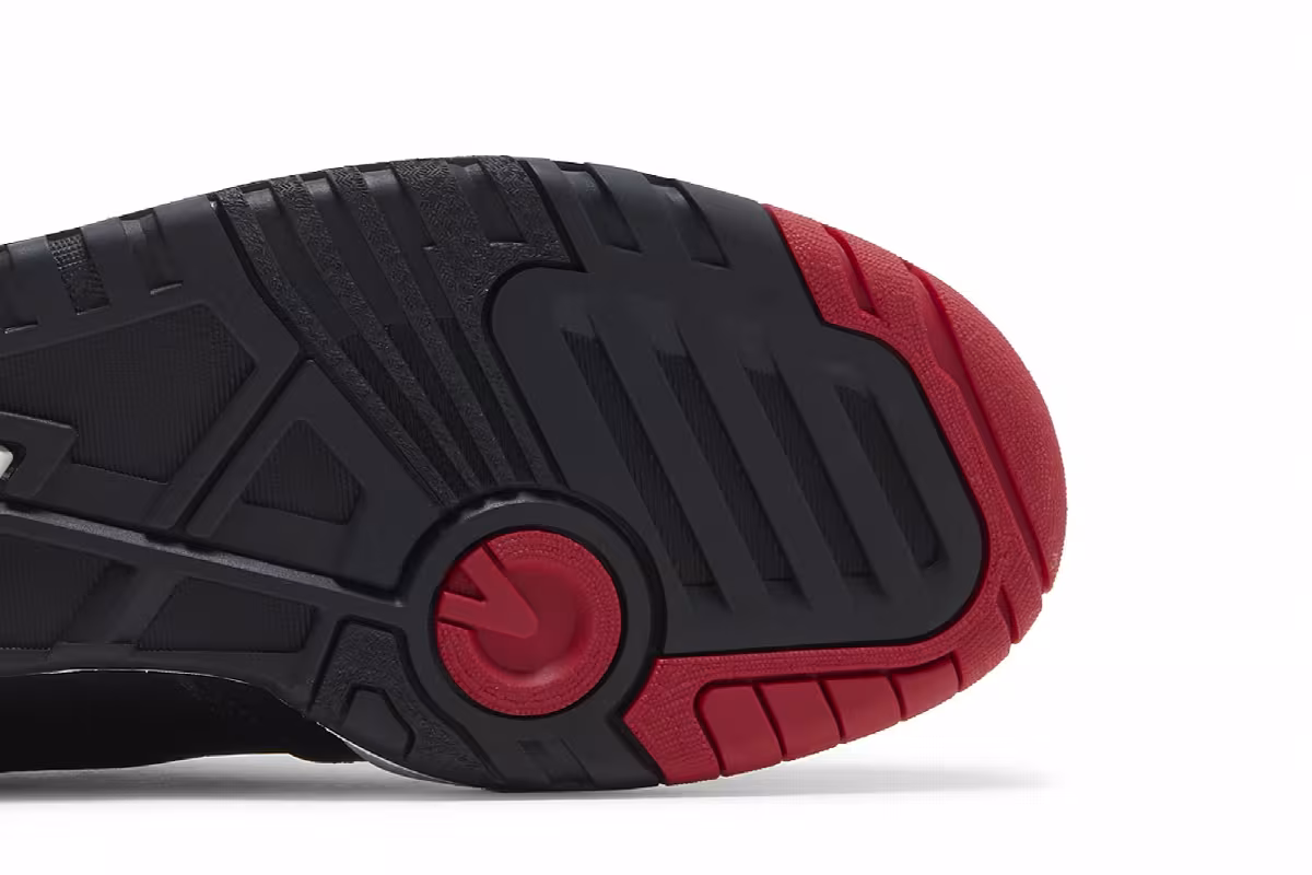 New Balance 650R Black Red, view 6