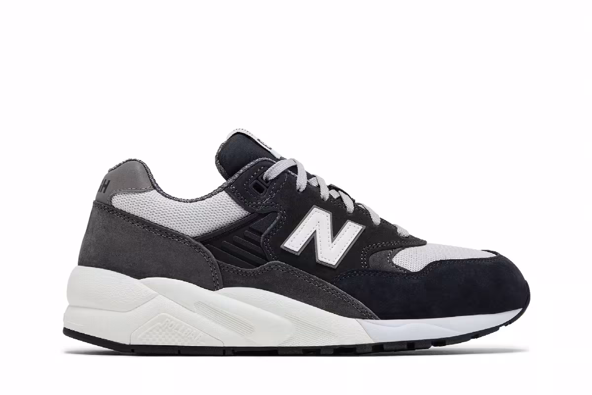 Comme des Garçons Homme x New Balance 580 Black, view 2