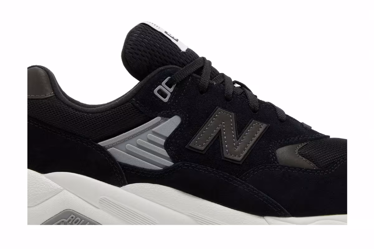 New Balance 580 Black White, view 3