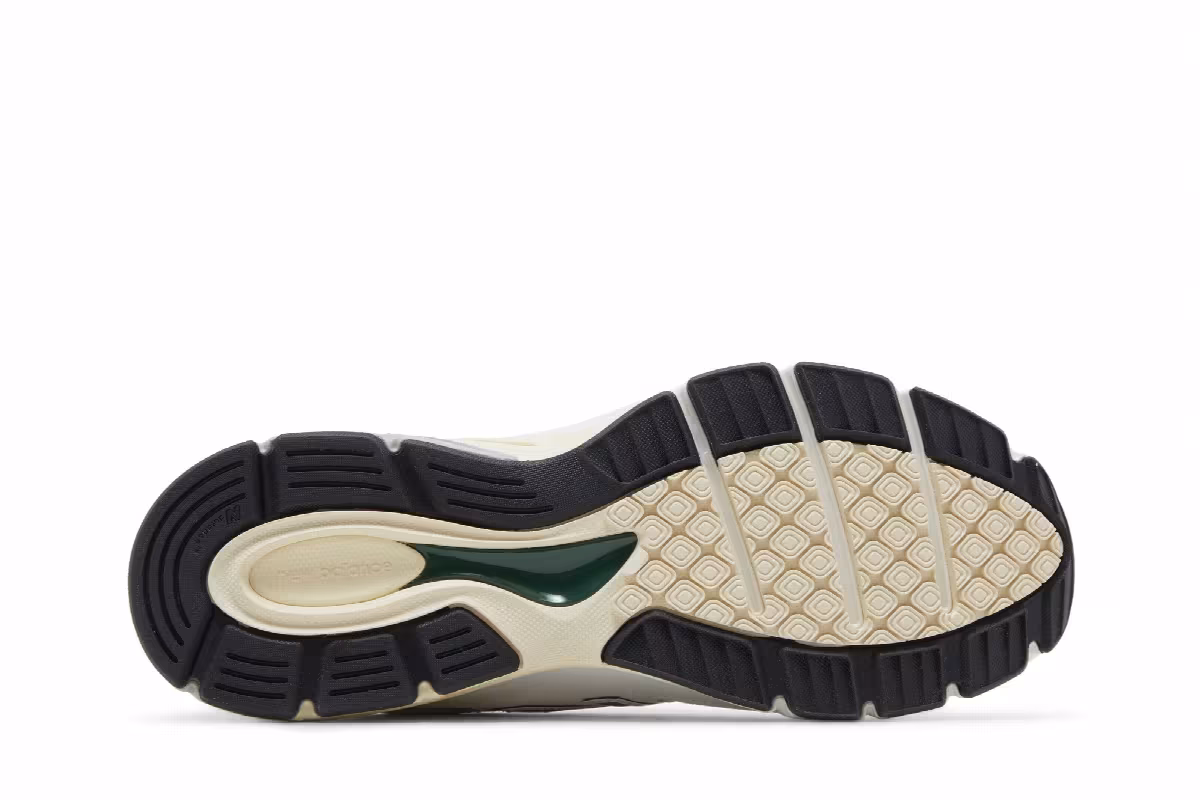 Teddy Santis x New Balance 990v4 Made in USA Forest Green, view 5