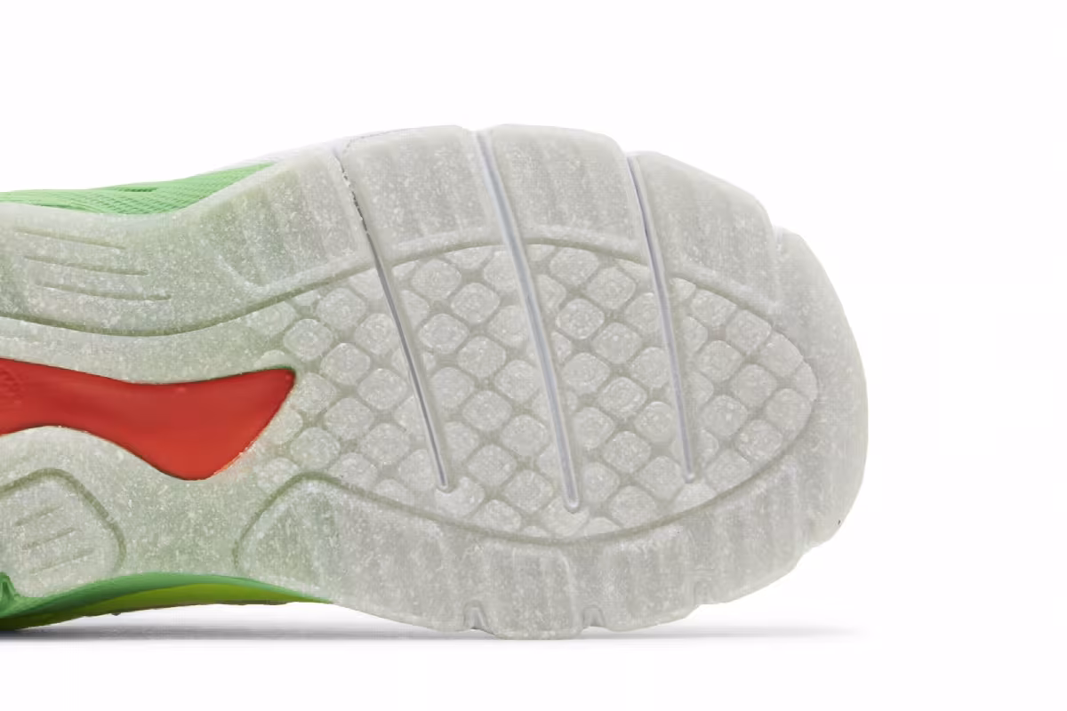 DTLR x New Balance 990v4 Toddler Festive, view 6