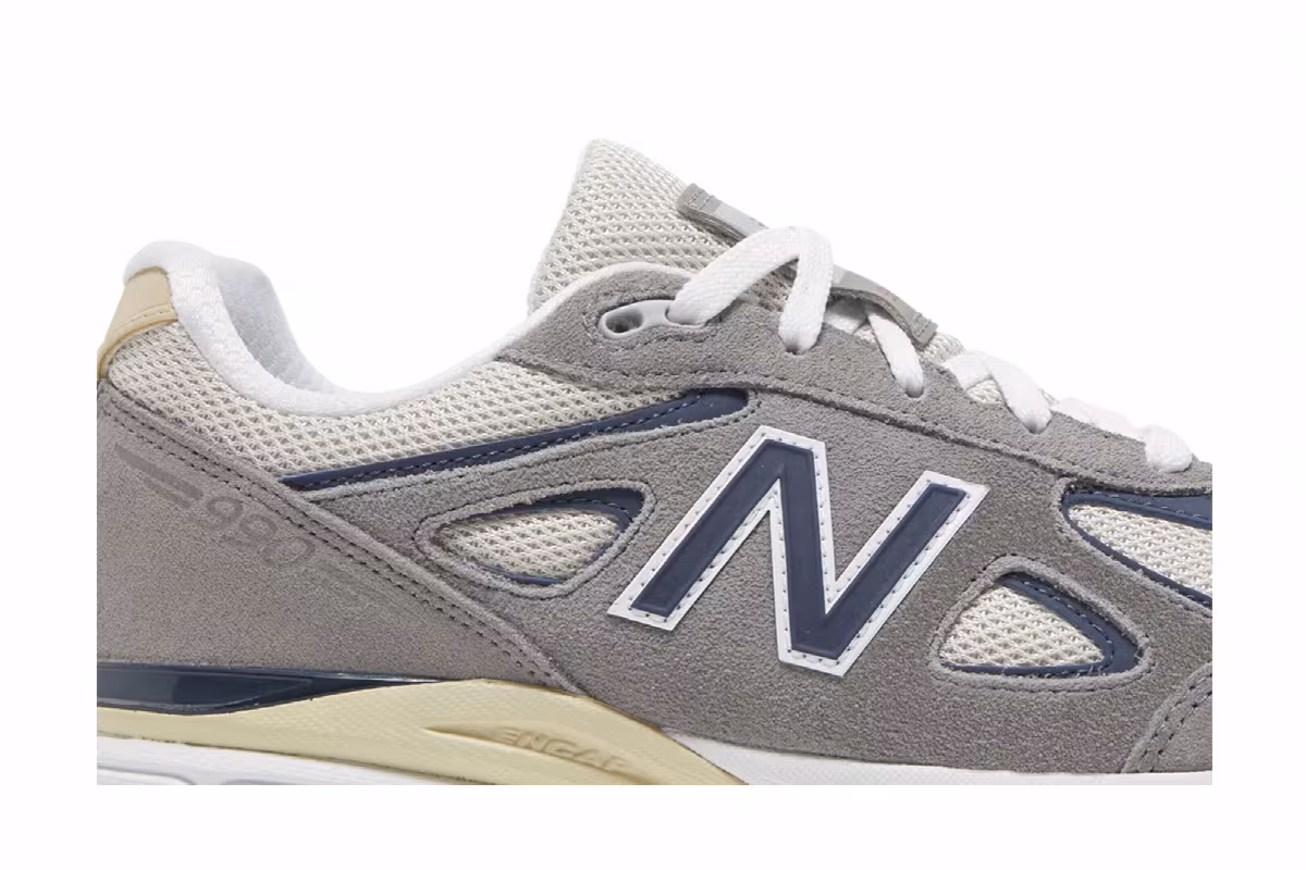 New Balance 990v4 Big Kid Grey Day 2023, view 3
