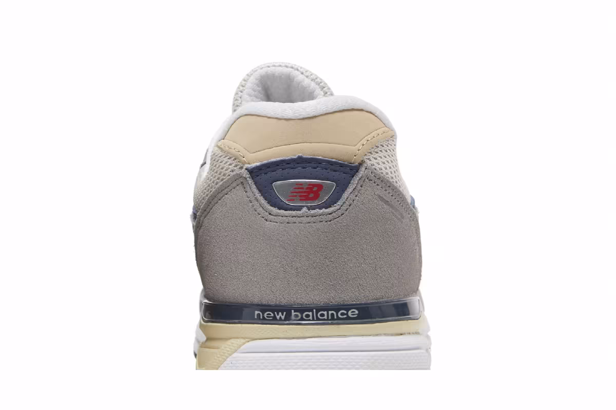 New Balance 990v4 Big Kid Grey Day 2023, view 8