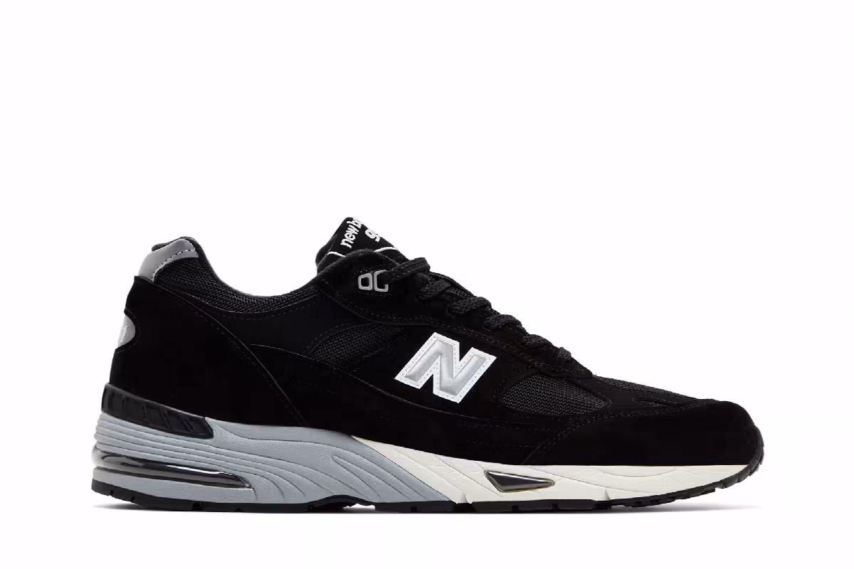 New Balance 991 Made in England Black Silver, view 2