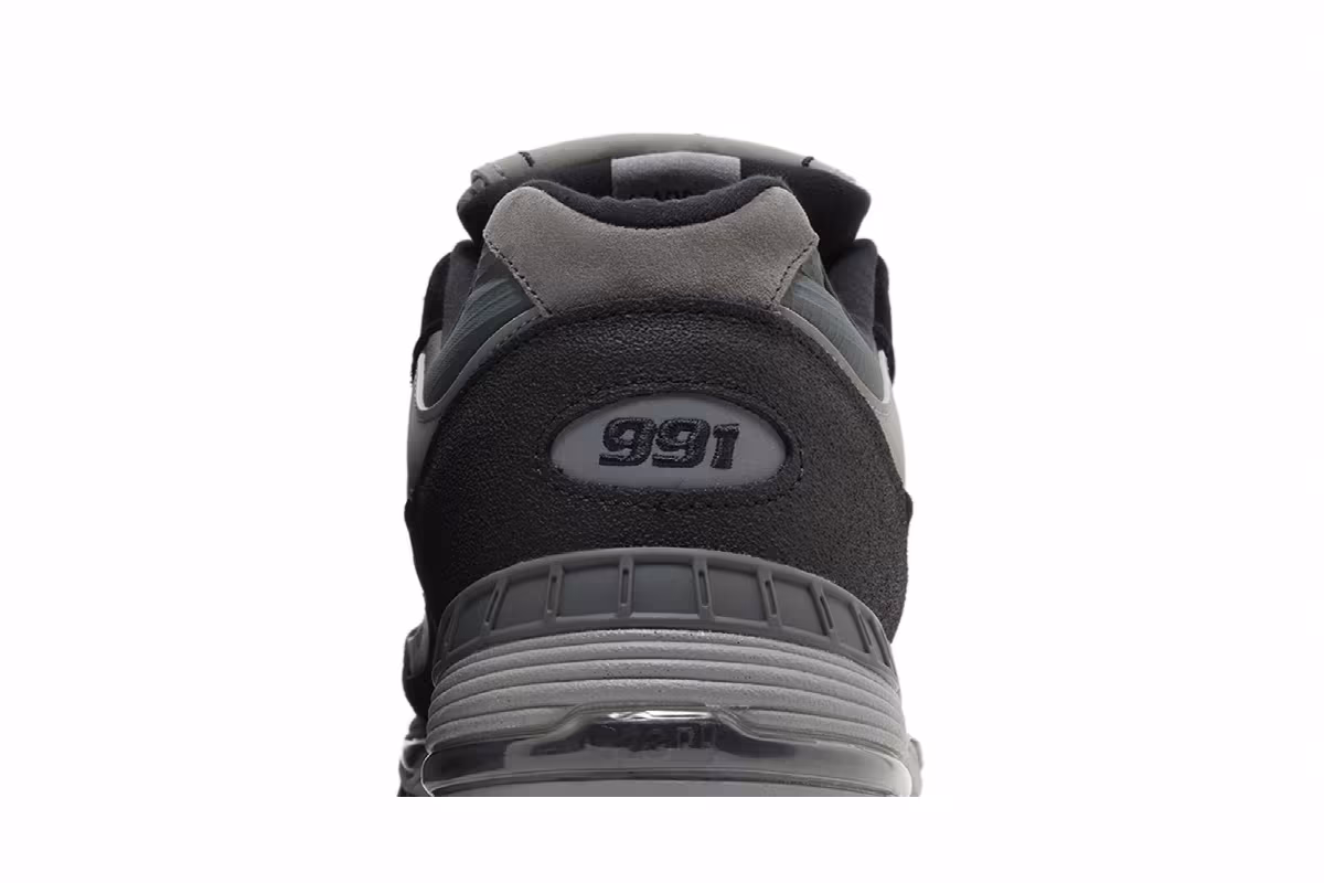 New Balance 991 Made in England Urban Winter Pack - Black, view 8