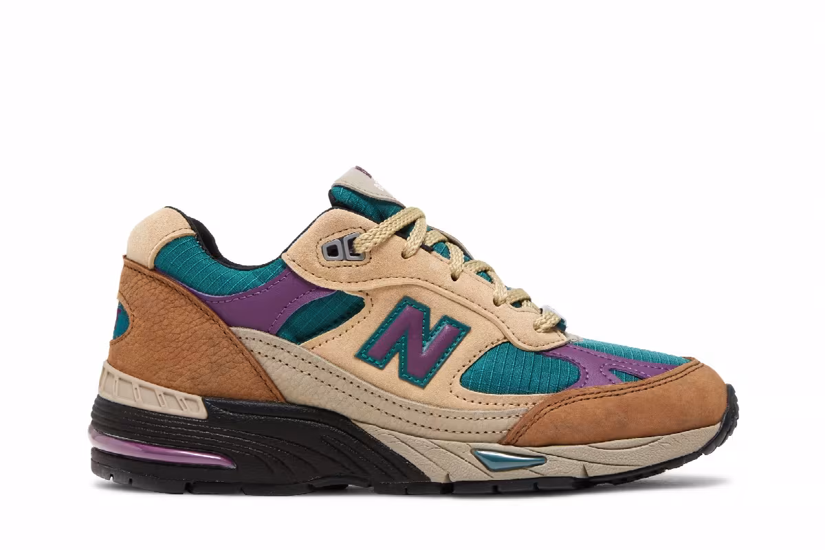New Balance Palace x Women's 991 Made in England Taos Taupe Grape, view 2