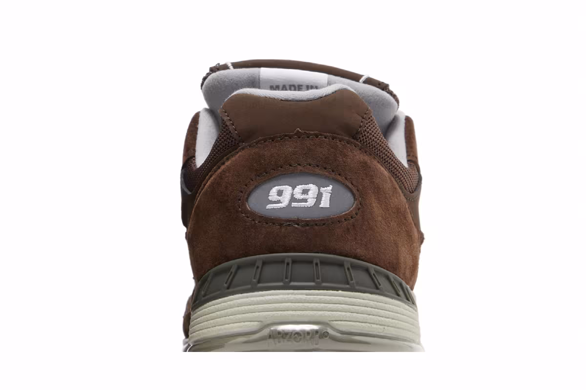 New Balance Women's 991 Made in England Carafe, view 8