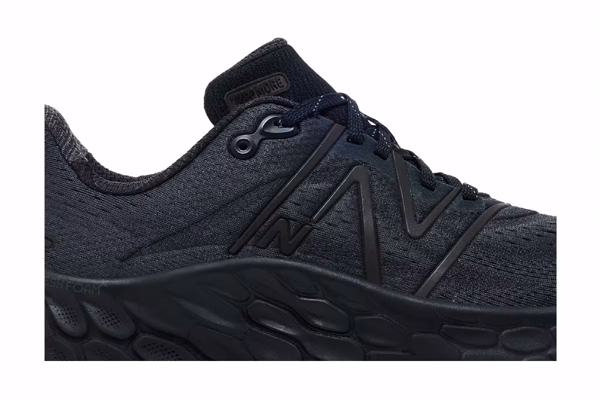 New Balance Fresh Foam X More v4 Triple Black, view 3