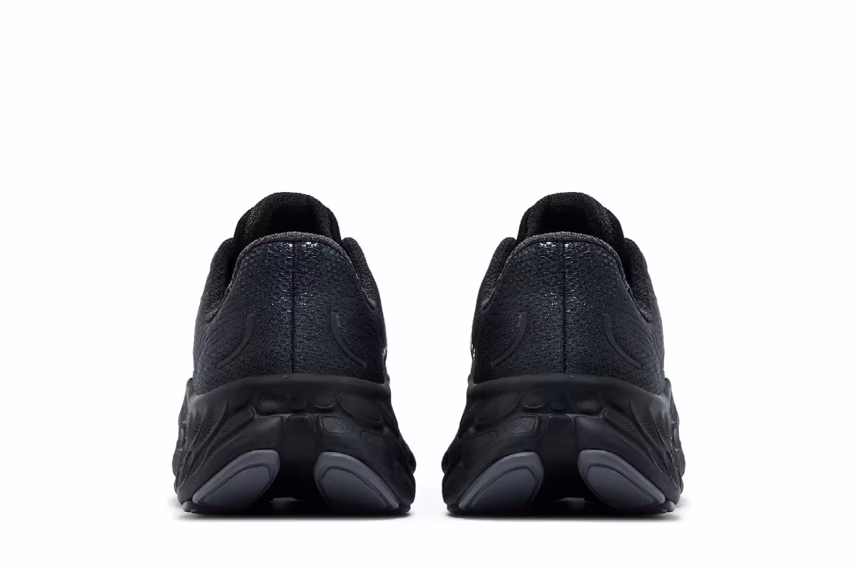 New Balance Fresh Foam X More v4 Triple Black, view 7