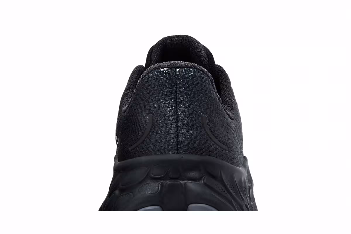 New Balance Fresh Foam X More v4 Triple Black, view 8