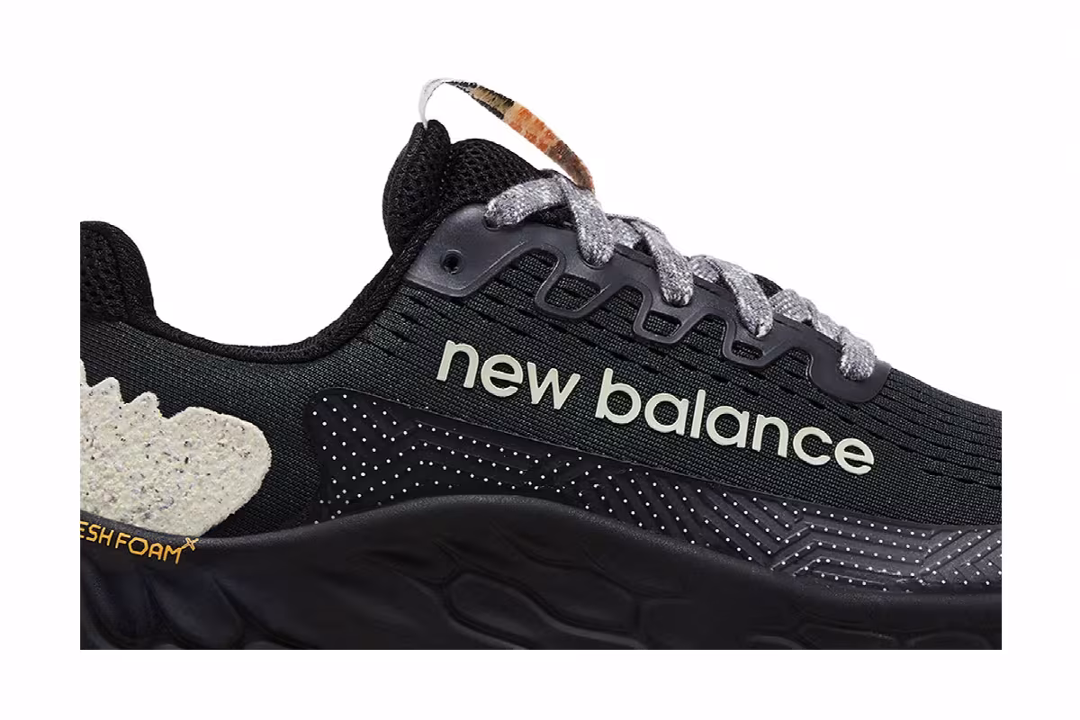 New Balance Women's Fresh Foam X More Trail v3 Wide Blacktop Daydream, view 3