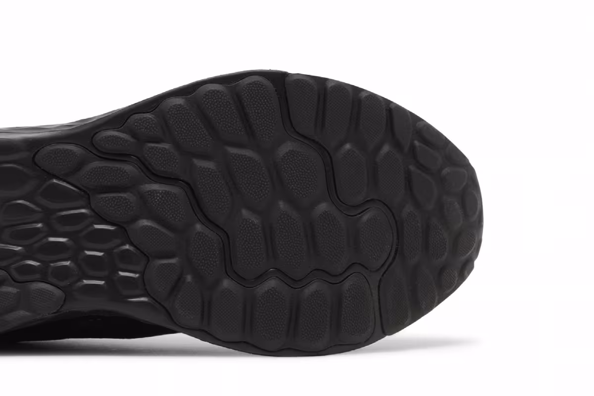 New Balance Fresh Foam Arishi v4 Black Metallic, view 6