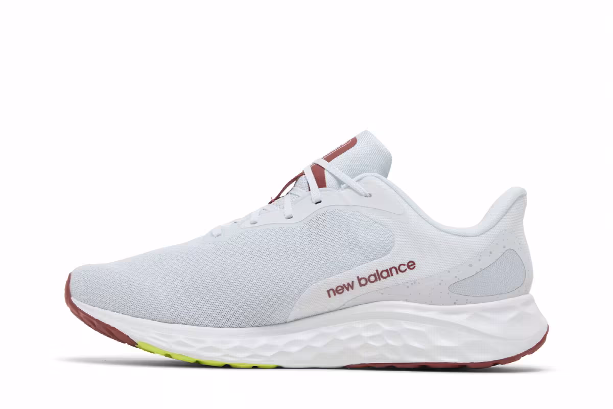 New Balance Fresh Foam Arishi v4 4E Wide Quartz Grey Brick Red, view 4