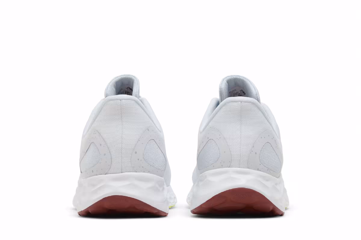 New Balance Fresh Foam Arishi v4 4E Wide Quartz Grey Brick Red, view 7