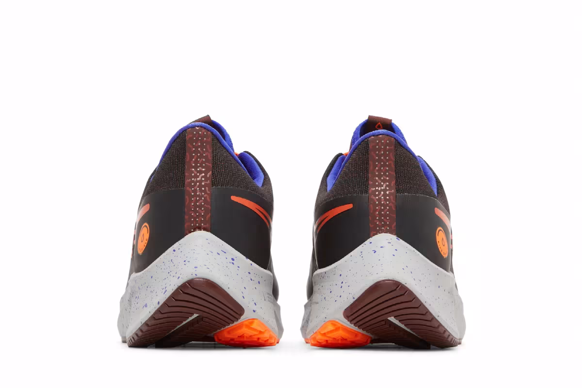 Nike Air Zoom Pegasus 38 Shield Black Total Orange, view 7