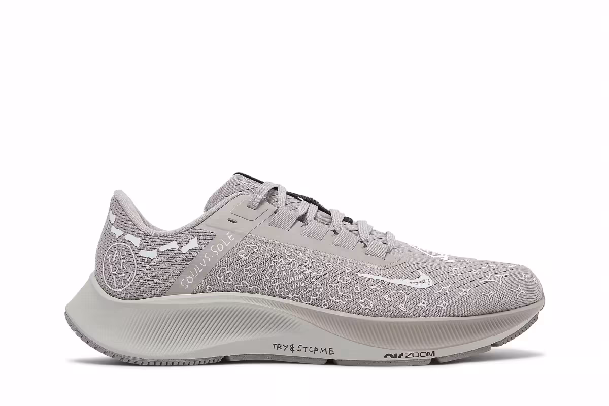 Nathan Bell x Nike Air Zoom Pegasus 38 A.I.R. Run To A Magical Place - College Grey, view 2