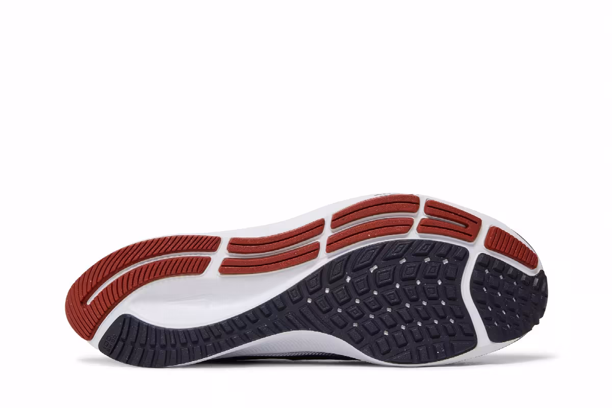 NFL x Nike Air Zoom Pegasus 38 Chicago Bears, view 5