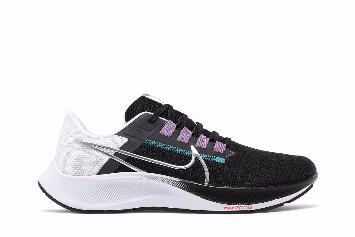 Nike Air Zoom Pegasus 38 Black Metallic Silver, view 2