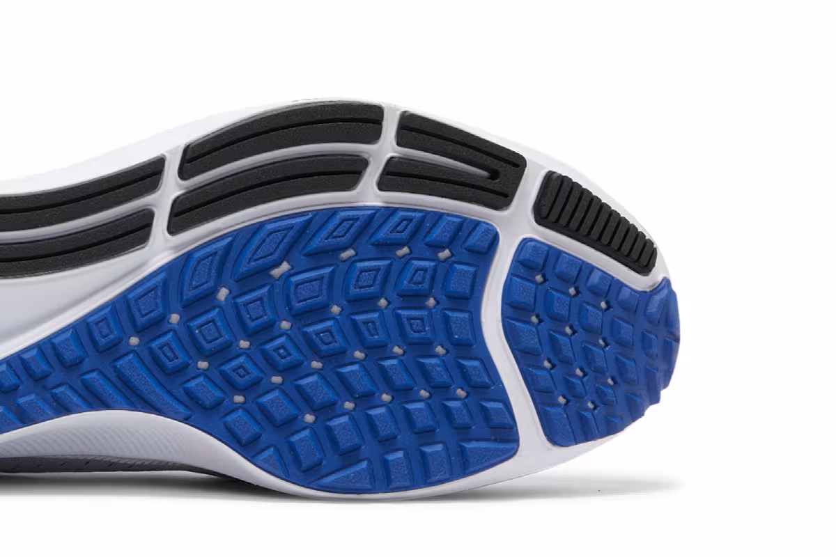 Nike Air Zoom Pegasus 38 Wolf Grey, view 6