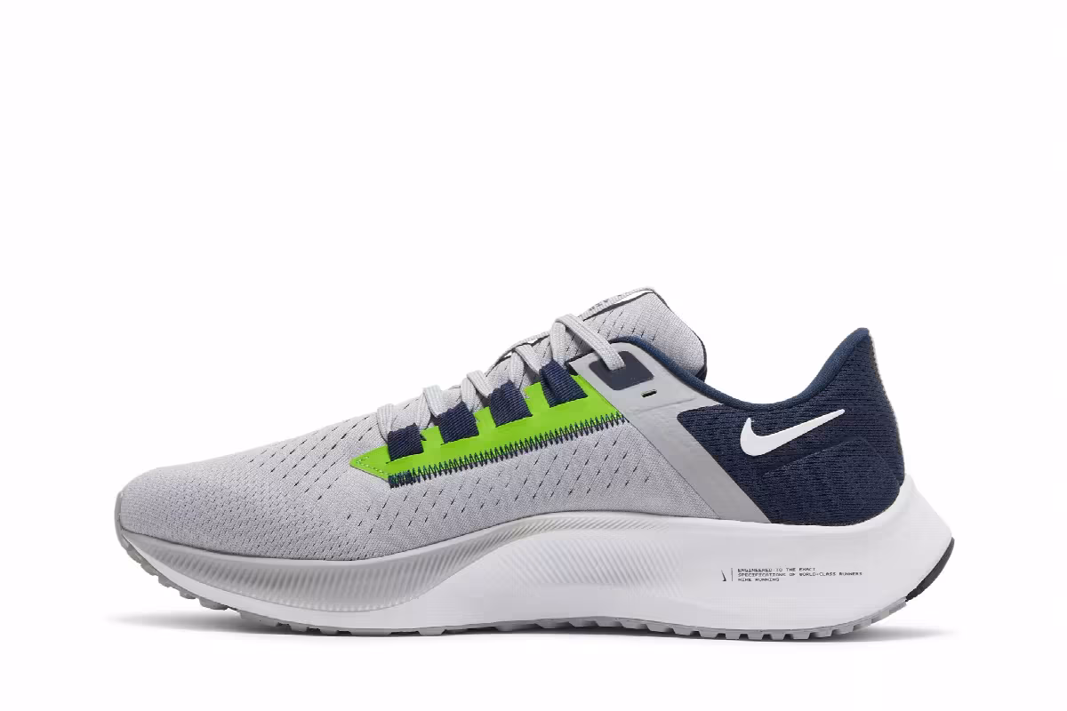 NFL x Nike Air Zoom Pegasus 38 Seattle Seahawks, view 4