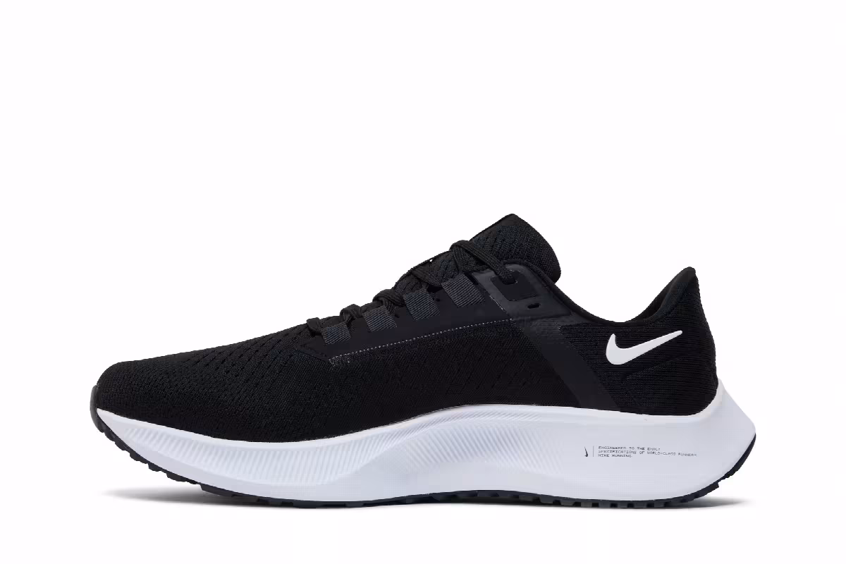 Nike Air Zoom Pegasus 38 Extra Wide Black White, view 4