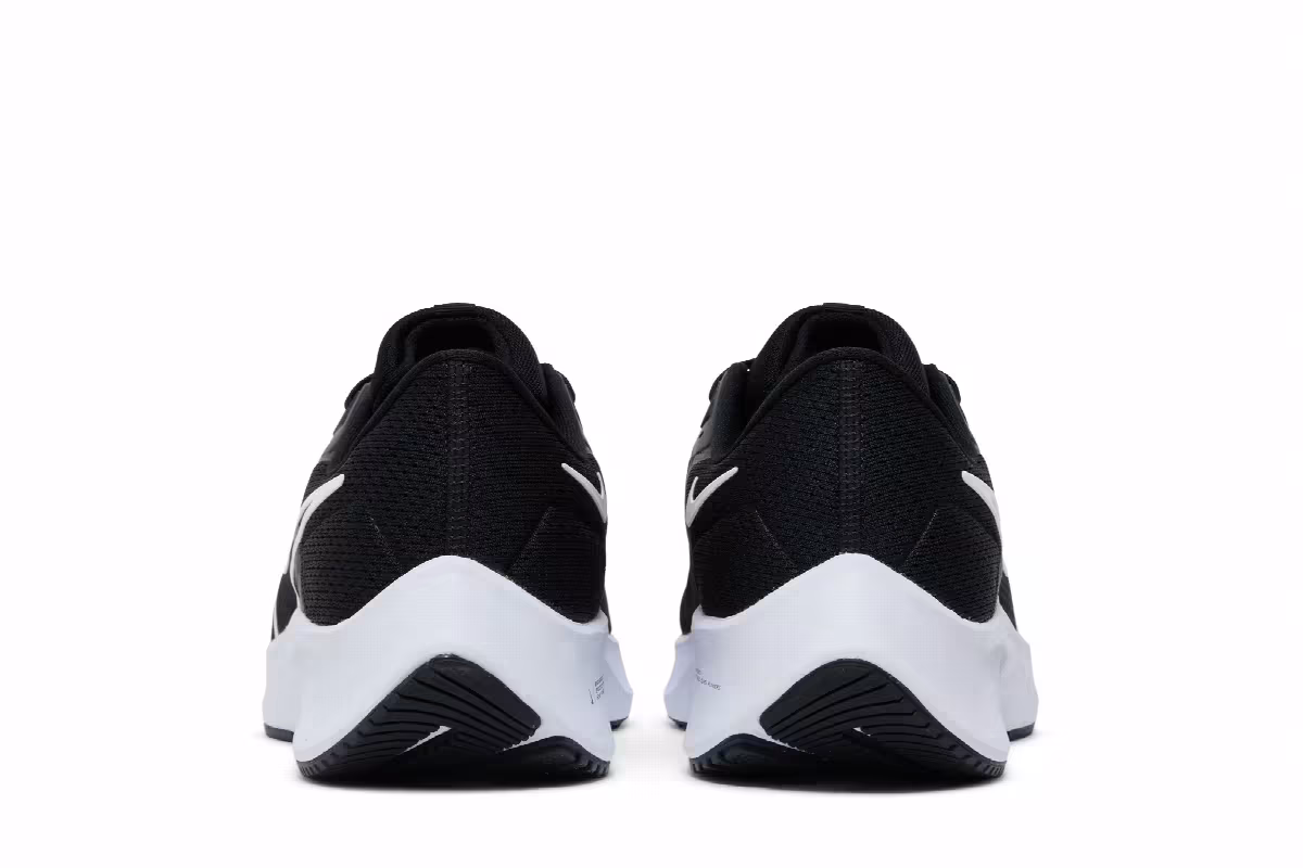 Nike Air Zoom Pegasus 38 Extra Wide Black White, view 7