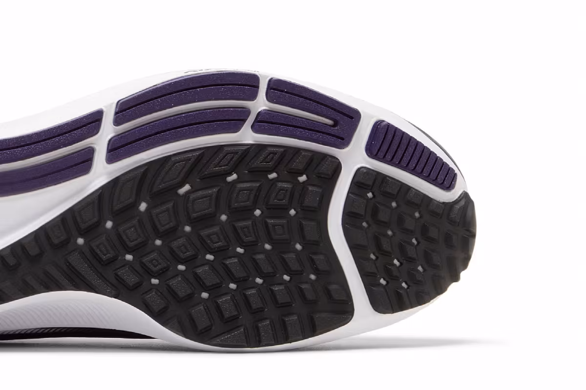 NFL x Nike Air Zoom Pegasus 38 Baltimore Ravens, view 6