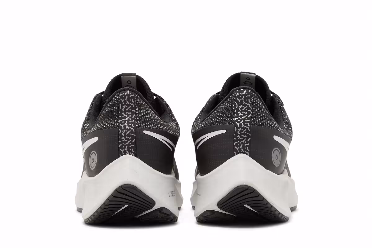 Nike Air Zoom Pegasus 38 Shield Black Dark Smoke Grey, view 7