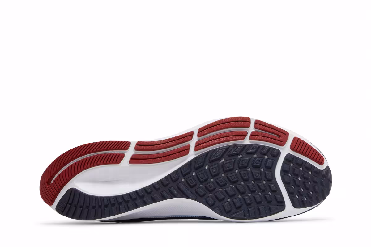 Nike NFL x Air Zoom Pegasus 38 New England Patriots, view 5