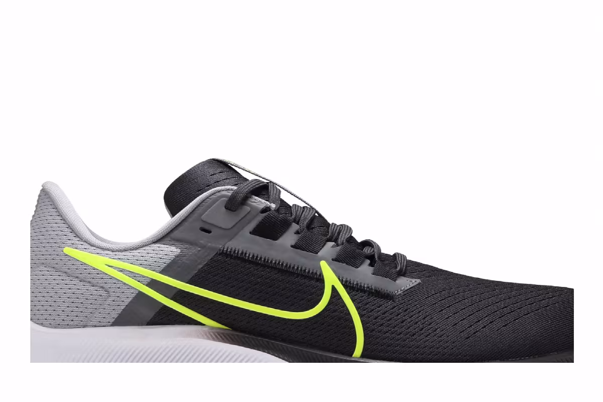 Nike Air Zoom Pegasus 38 Dark Smoke Grey Volt, view 3