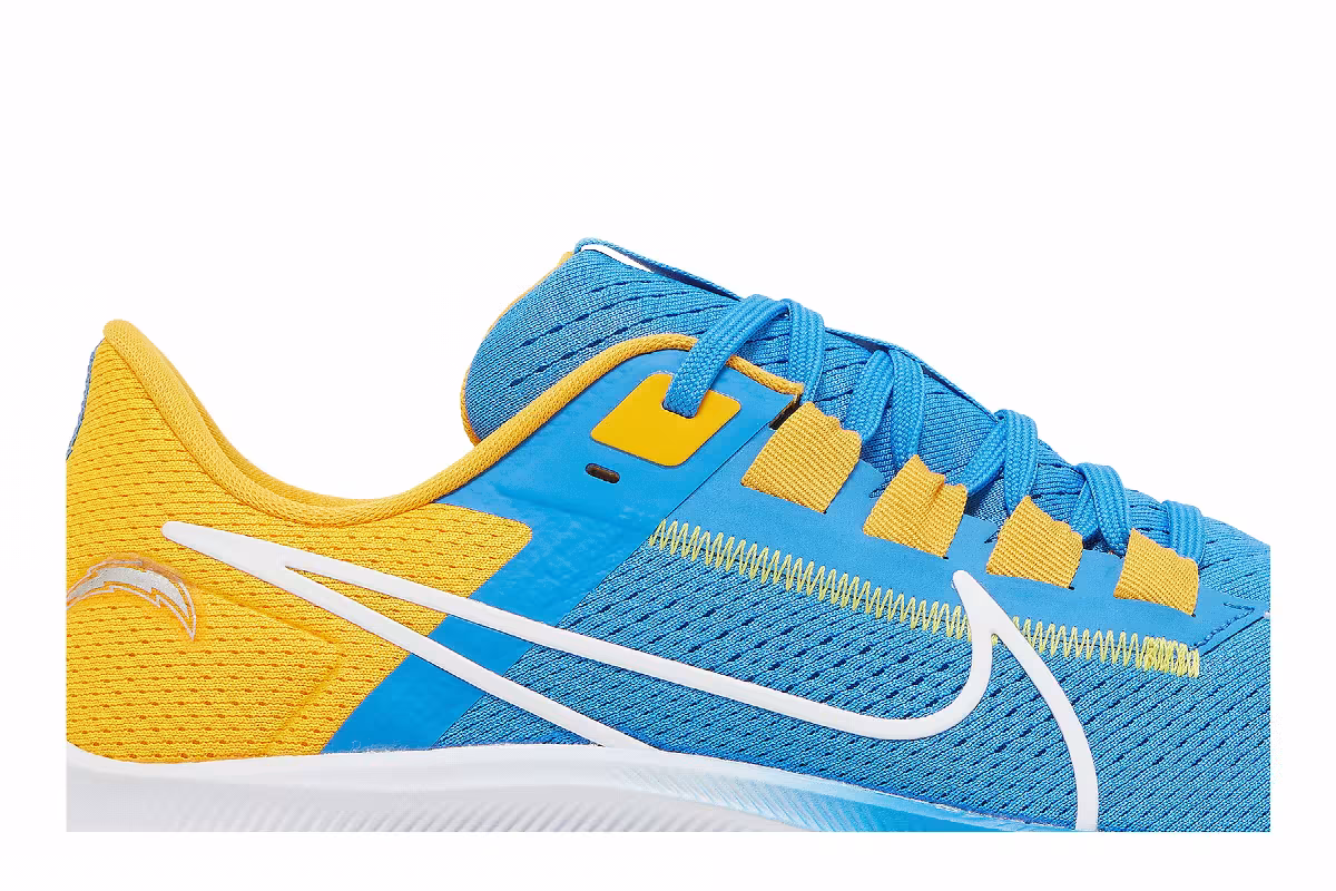 Nike NFL x Air Zoom Pegasus 38 Los Angeles Chargers, view 3