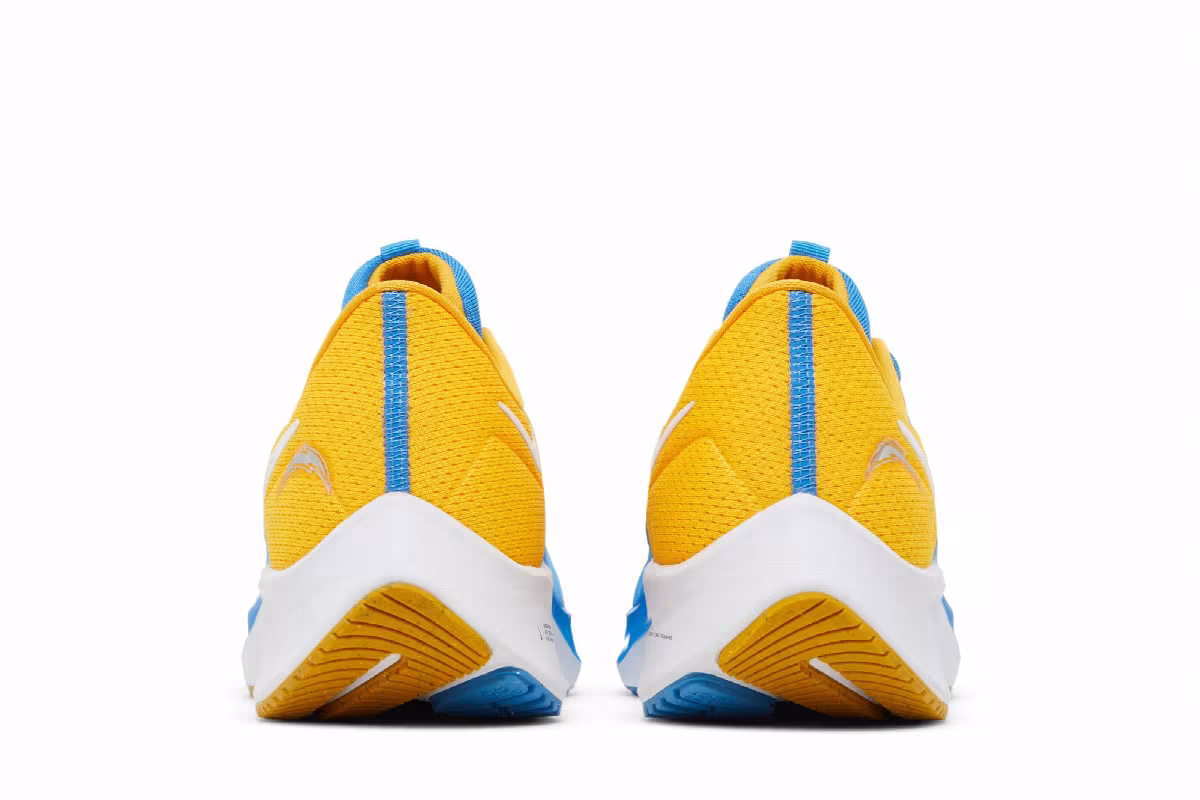 Nike NFL x Air Zoom Pegasus 38 Los Angeles Chargers, view 7