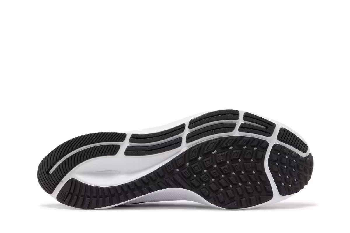 Nike Air Zoom Pegasus 38 TB Black White, view 5