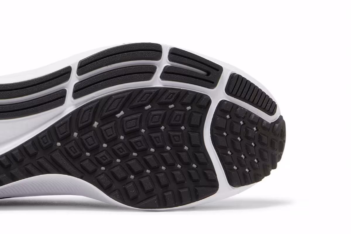 Nike Air Zoom Pegasus 38 TB Black White, view 6