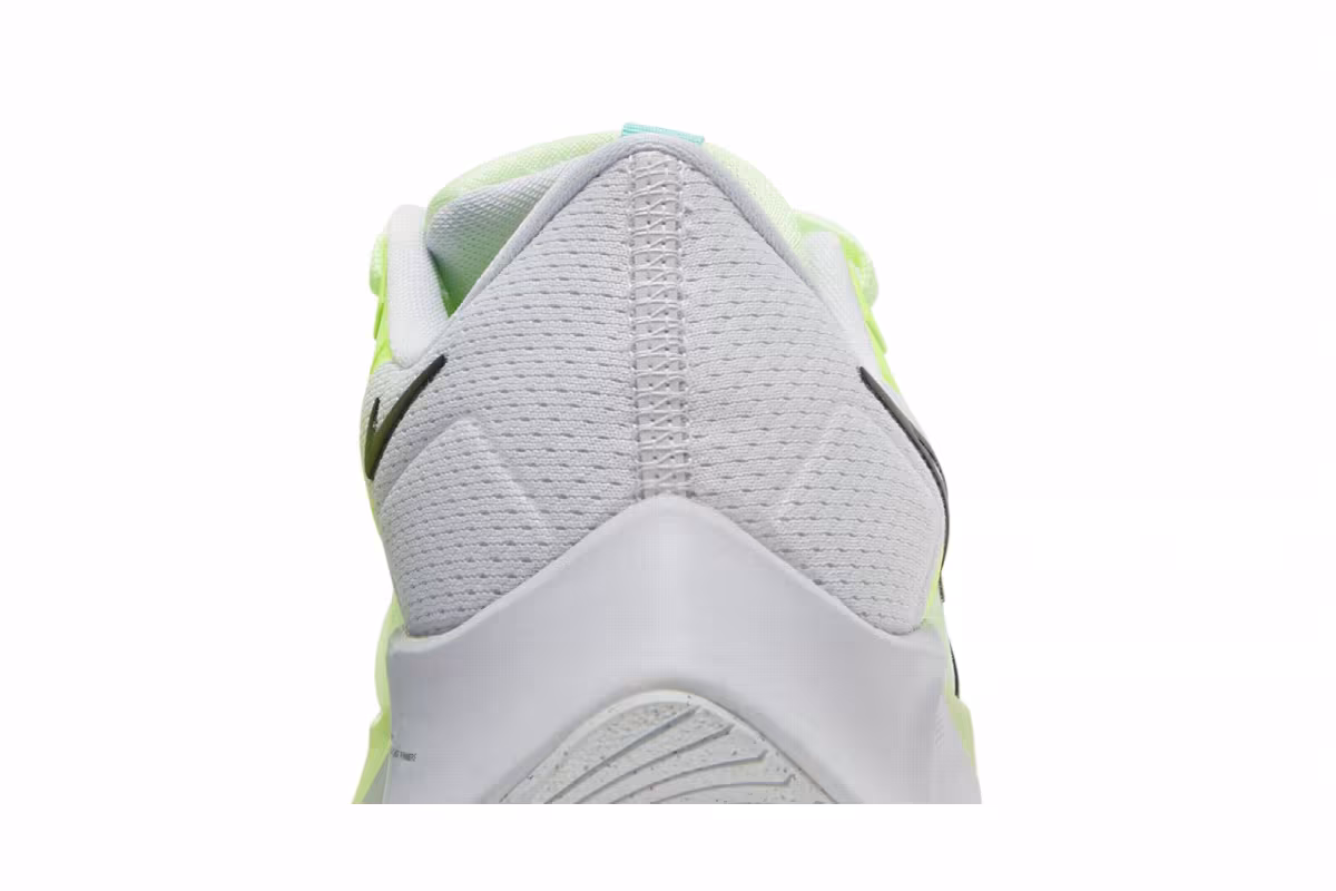 Nike Women's Air Zoom Pegasus 38 Fast Pack, view 8