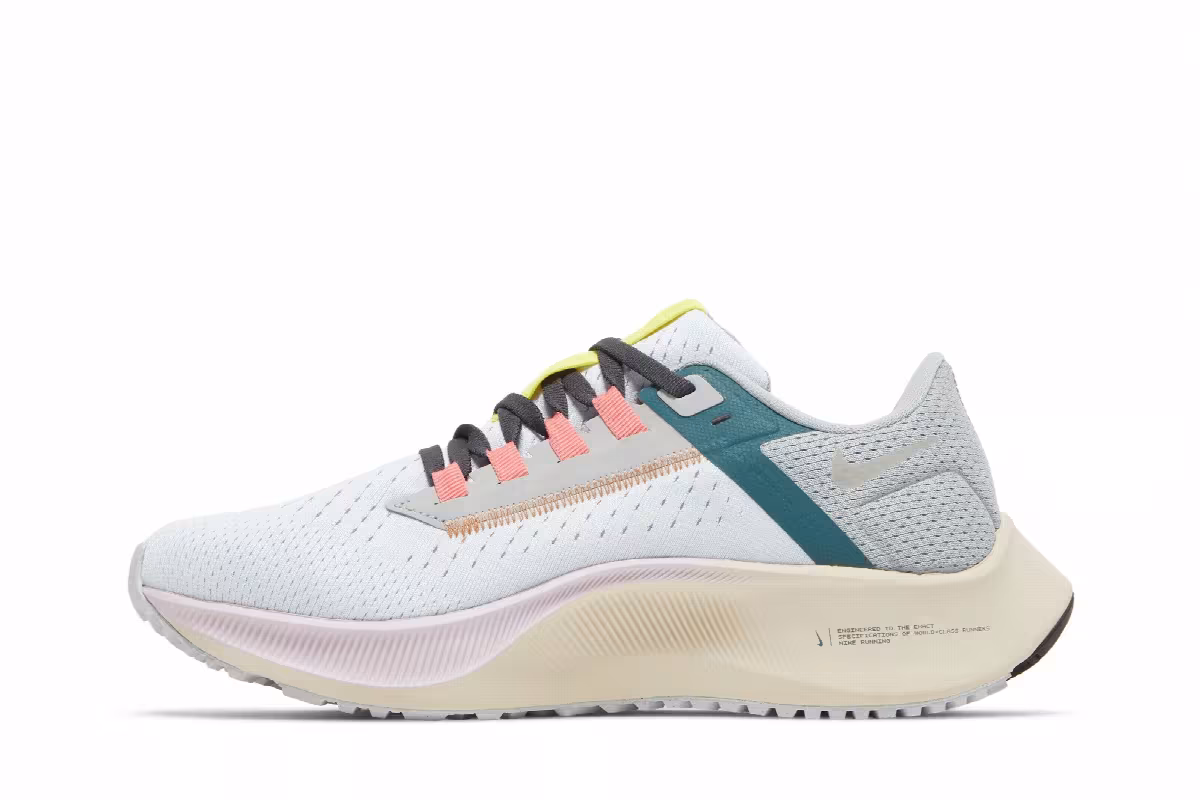 Nike Women's Air Zoom Pegasus 38 Premium Blue Tint Regal Pink, view 4