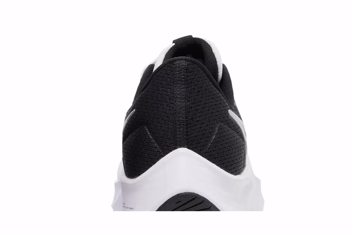 Nike Women's Air Zoom Pegasus 38 White Metallic Silver, view 8