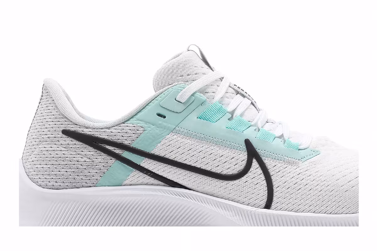 Nike Women's Air Zoom Pegasus 38 White Aurora Green, view 3