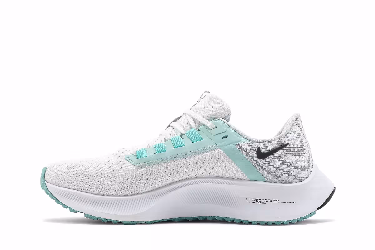 Nike Women's Air Zoom Pegasus 38 White Aurora Green, view 4
