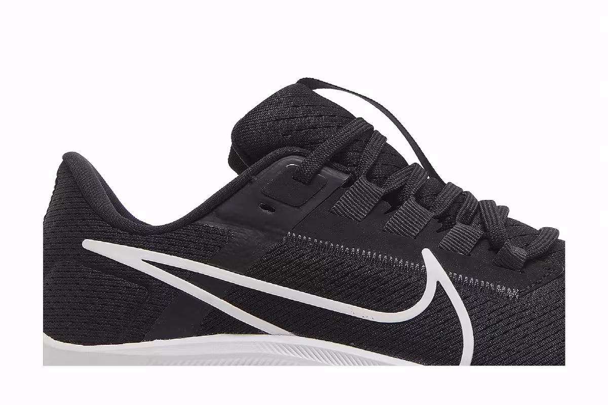 Nike Women's Air Zoom Pegasus 38 Black White, view 3