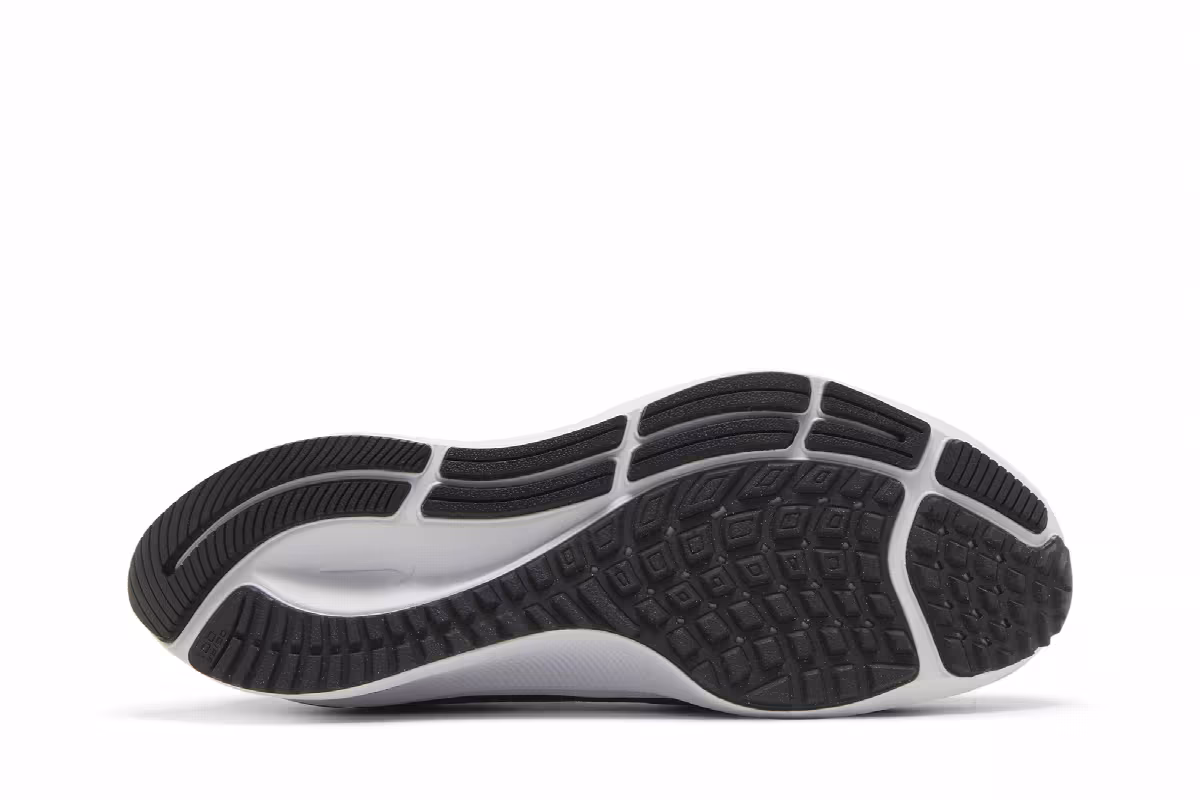Nike Women's Air Zoom Pegasus 38 Black White, view 5