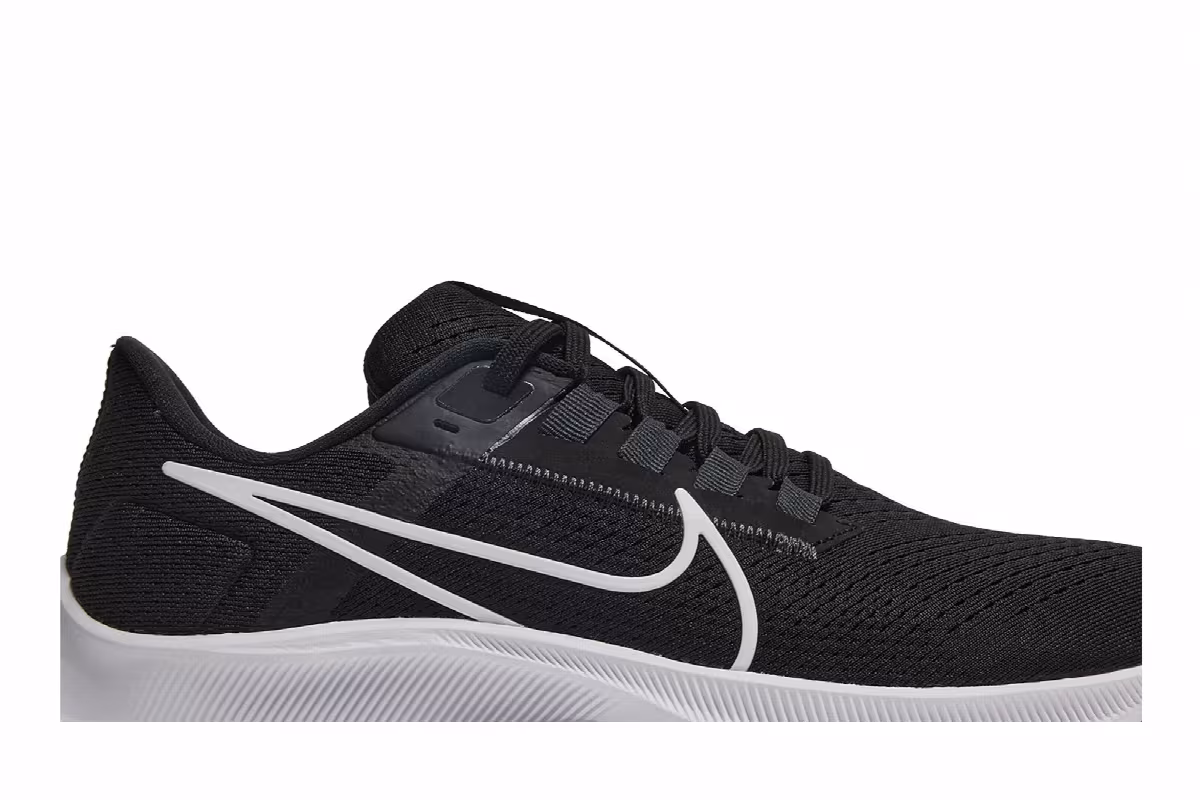 Nike Women's Air Zoom Pegasus 38 Black White, view 3