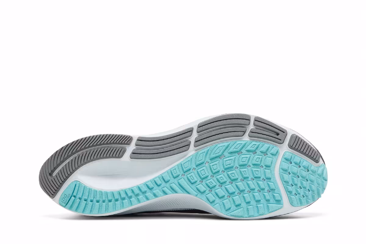 Nike Women's Air Zoom Pegasus 38 LE Greedy, view 5