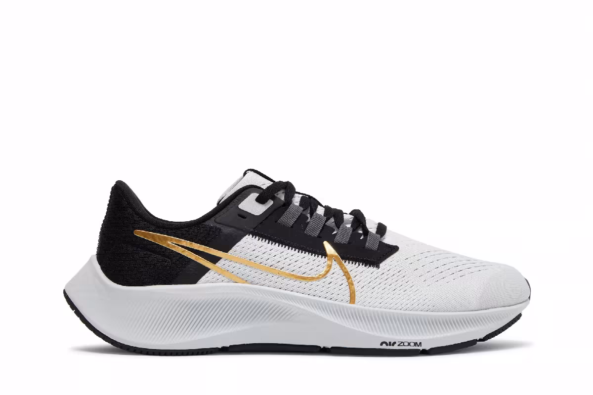 Nike Air Zoom Pegasus 38 GS Photon Dust Metallic Gold Coin, view 2