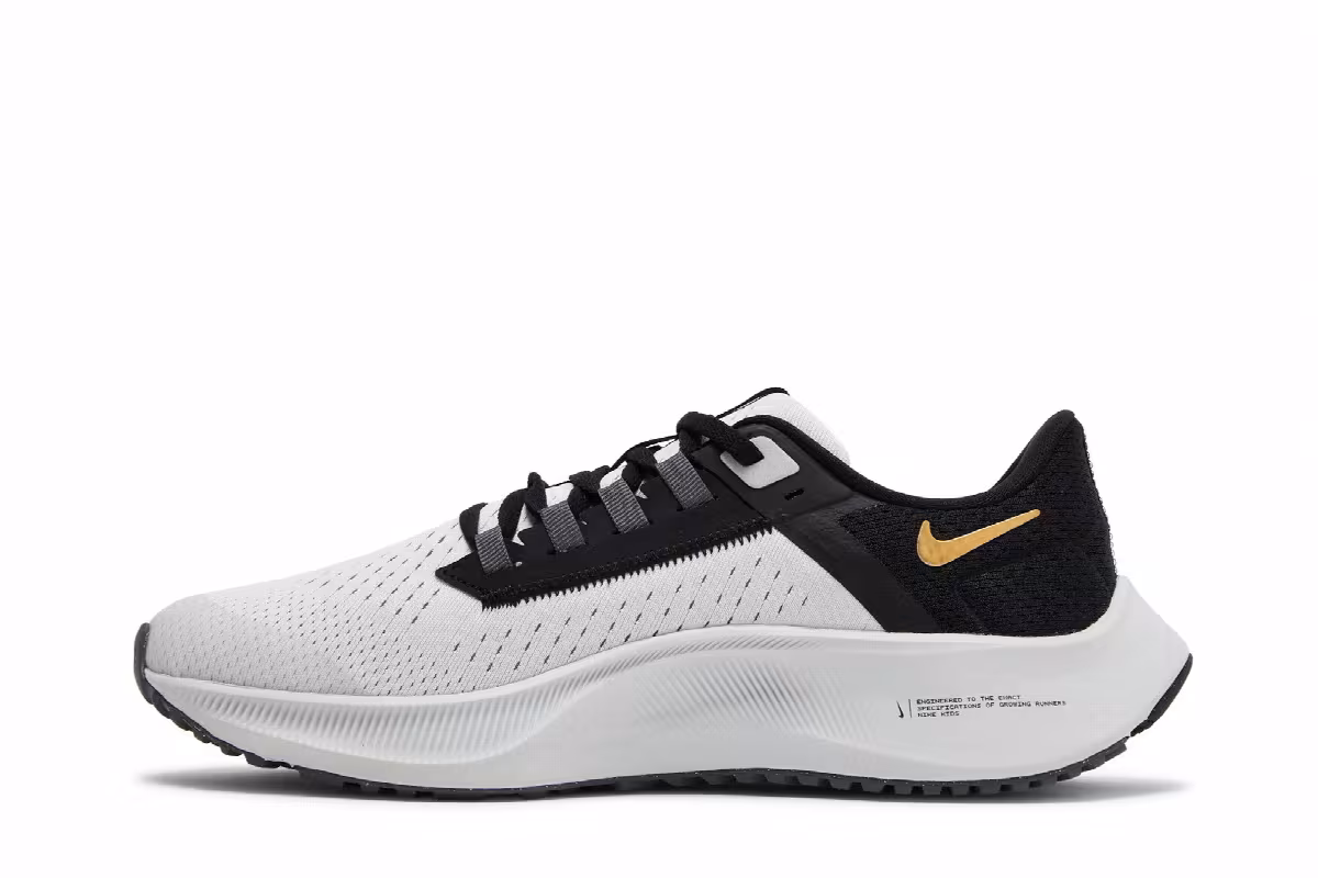 Nike Air Zoom Pegasus 38 GS Photon Dust Metallic Gold Coin, view 4
