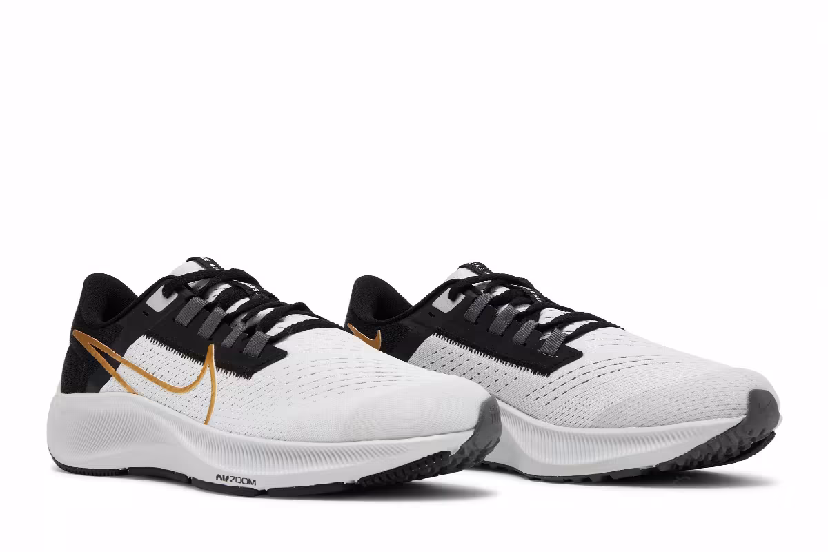 Nike Air Zoom Pegasus 38 GS Photon Dust Metallic Gold Coin, view 9