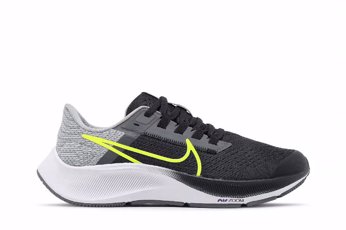 Nike Air Zoom Pegasus 38 GS Dark Smoke Grey Volt, view 2